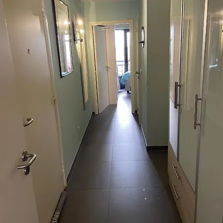 Bristol Palace Seaview 7e Verdieping, 30 Meter 블랑켄베르크