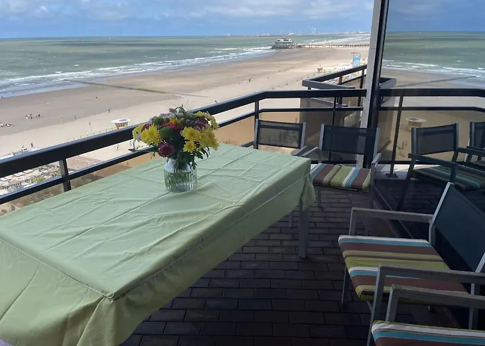 Bristol Palace Seaview 7e Verdieping, 30 Meter Blankenberge